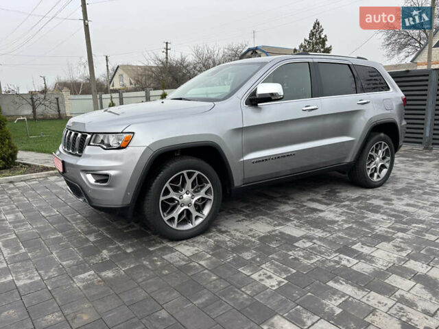 Серый Джип Гранд Чероки, объемом двигателя 3.6 л и пробегом 71 тыс. км за 24999 $, фото 5 на Automoto.ua