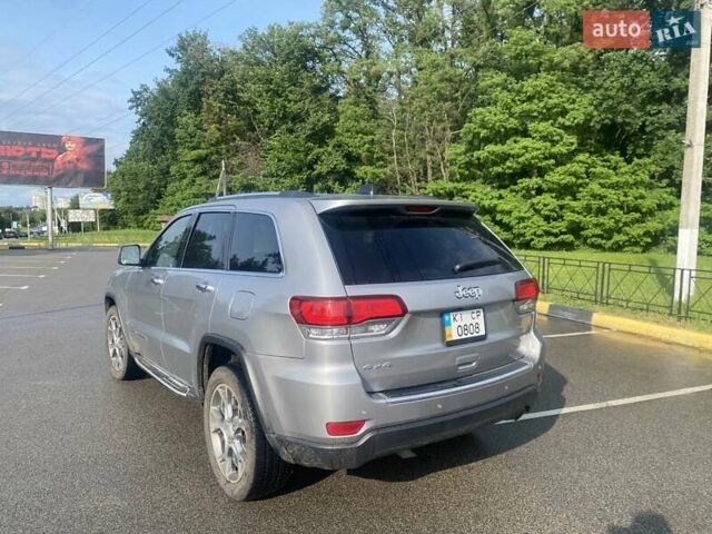 Серый Джип Гранд Чероки, объемом двигателя 3.6 л и пробегом 42 тыс. км за 29000 $, фото 4 на Automoto.ua