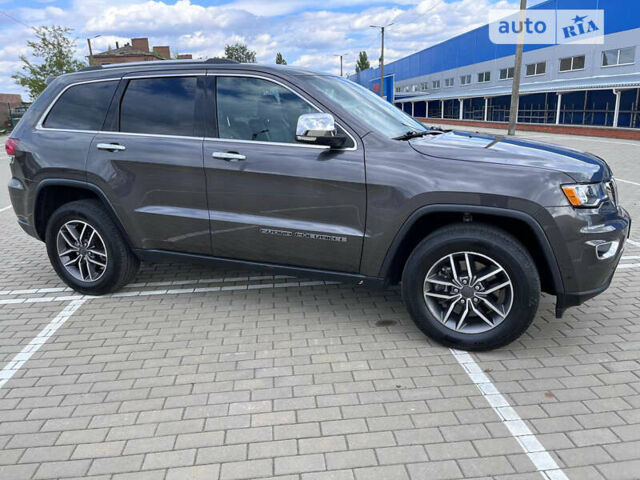 Сірий Джип Grand Cherokee, об'ємом двигуна 3.6 л та пробігом 63 тис. км за 27500 $, фото 9 на Automoto.ua