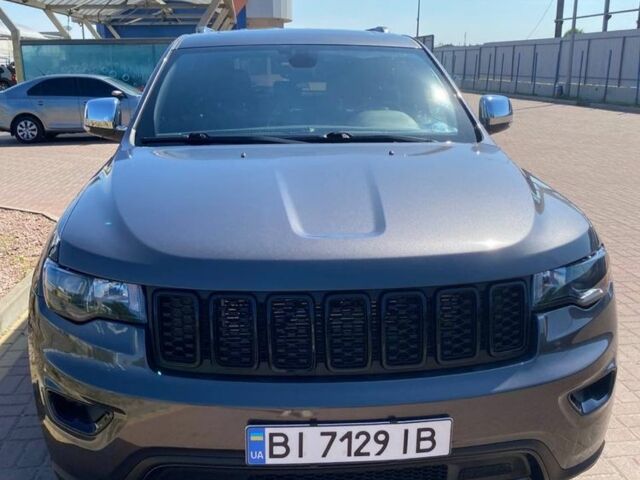 Сірий Джип Grand Cherokee, об'ємом двигуна 0.36 л та пробігом 53 тис. км за 28400 $, фото 4 на Automoto.ua