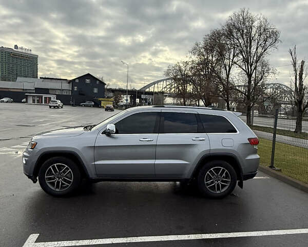 Сірий Джип Grand Cherokee, об'ємом двигуна 3.6 л та пробігом 246 тис. км за 20900 $, фото 3 на Automoto.ua