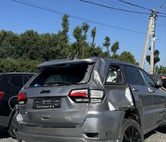 Сірий Джип Grand Cherokee, об'ємом двигуна 3.6 л та пробігом 138 тис. км за 13000 $, фото 2 на Automoto.ua