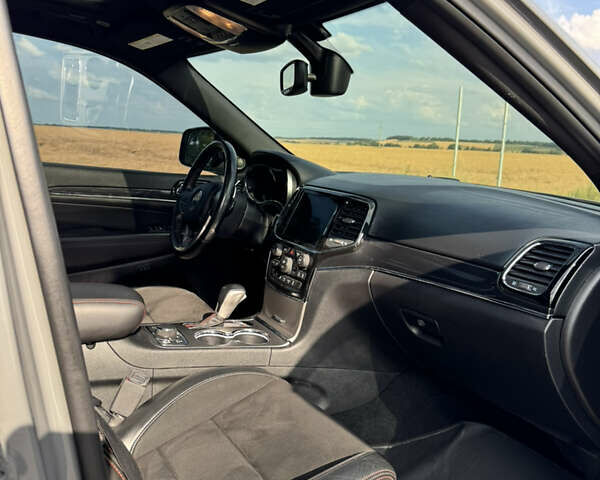 Сірий Джип Grand Cherokee, об'ємом двигуна 3.6 л та пробігом 47 тис. км за 28500 $, фото 40 на Automoto.ua