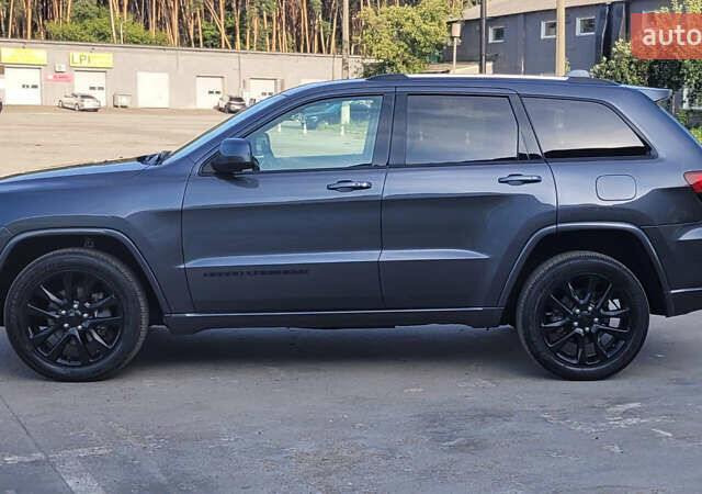 Сірий Джип Grand Cherokee, об'ємом двигуна 3.6 л та пробігом 57 тис. км за 26500 $, фото 4 на Automoto.ua