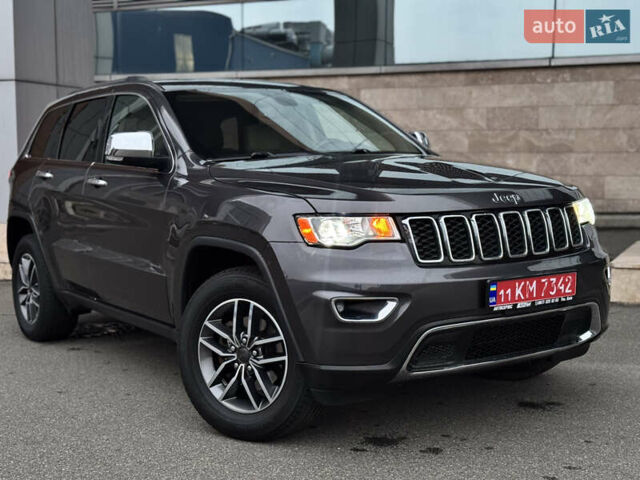 Серый Джип Гранд Чероки, объемом двигателя 3.6 л и пробегом 98 тыс. км за 26499 $, фото 3 на Automoto.ua