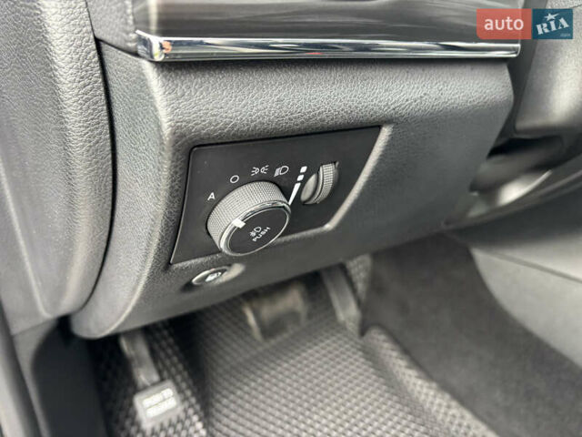 Серый Джип Гранд Чероки, объемом двигателя 3.6 л и пробегом 71 тыс. км за 24999 $, фото 23 на Automoto.ua