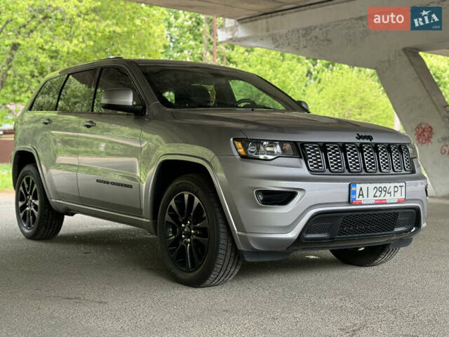 Сірий Джип Grand Cherokee, об'ємом двигуна 3.6 л та пробігом 81 тис. км за 25100 $, фото 13 на Automoto.ua