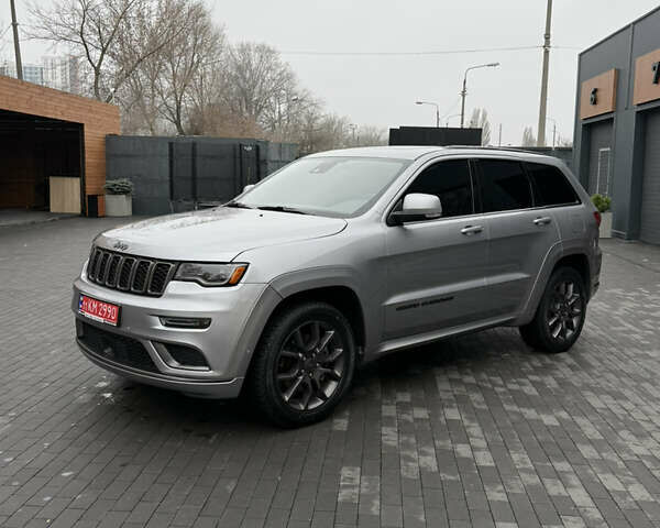 Серый Джип Гранд Чероки, объемом двигателя 3.6 л и пробегом 107 тыс. км за 29500 $, фото 1 на Automoto.ua