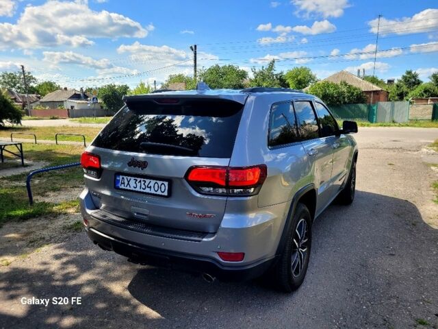 Серый Джип Гранд Чероки, объемом двигателя 3.6 л и пробегом 92 тыс. км за 28999 $, фото 1 на Automoto.ua