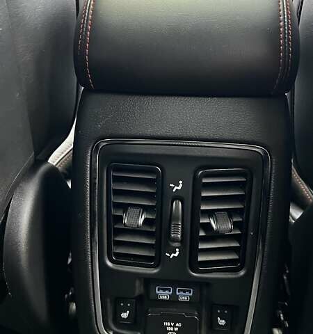 Джип Гранд Чероки 2020 в Луцке на Automoto.ua Серый Джип Гранд Чероки, объемом двигателя 3.6 л и пробегом 115 тыс. км за 27500 $, фото 27 на Automoto.ua