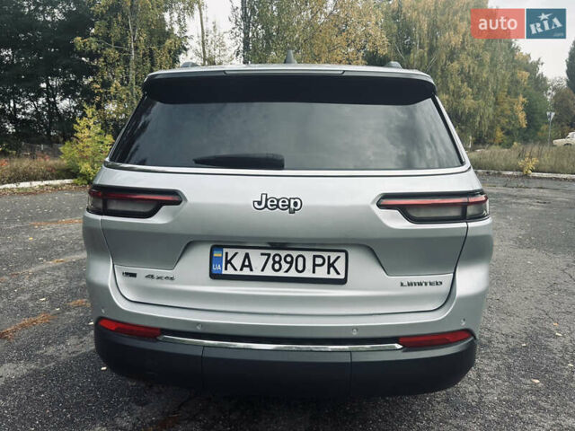 Джип Grand Cherokee 2021 у Києві на Automoto.ua Сірий Джип Grand Cherokee, об'ємом двигуна 3.6 л та пробігом 18 тис. км за 39999 $, фото 3 на Automoto.ua