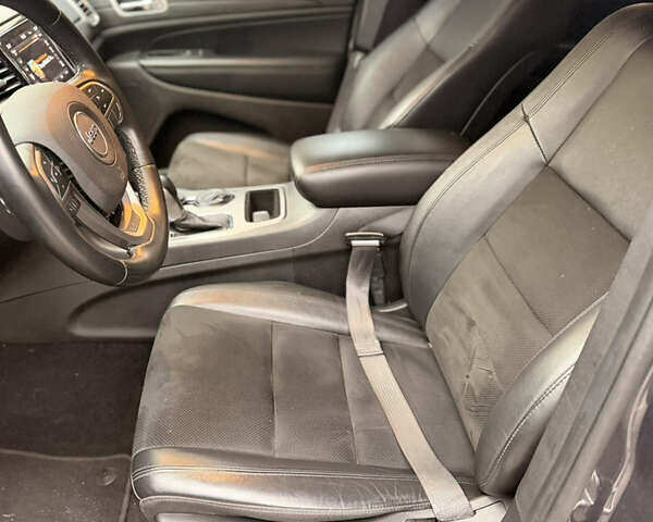 Сірий Джип Grand Cherokee, об'ємом двигуна 3.6 л та пробігом 37 тис. км за 30200 $, фото 11 на Automoto.ua