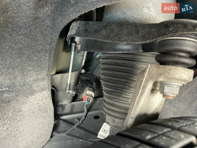 Серый Джип Гранд Чероки, объемом двигателя 3 л и пробегом 38 тыс. км за 46500 $, фото 19 на Automoto.ua