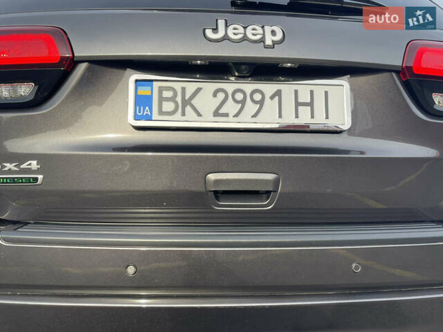 Серый Джип Гранд Чероки, объемом двигателя 3 л и пробегом 38 тыс. км за 46500 $, фото 12 на Automoto.ua
