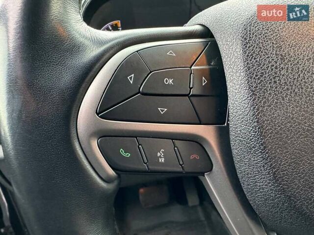 Сірий Джип Grand Cherokee, об'ємом двигуна 3.6 л та пробігом 48 тис. км за 27990 $, фото 16 на Automoto.ua