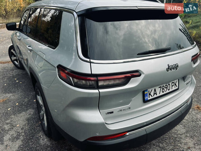 Джип Grand Cherokee 2021 у Києві на Automoto.ua Сірий Джип Grand Cherokee, об'ємом двигуна 3.6 л та пробігом 18 тис. км за 39999 $, фото 10 на Automoto.ua