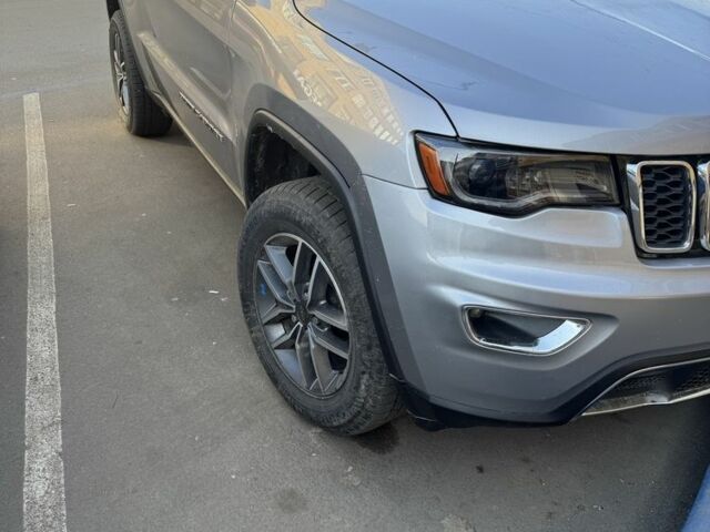 Сірий Джип Grand Cherokee, об'ємом двигуна 3.6 л та пробігом 141 тис. км за 24000 $, фото 1 на Automoto.ua