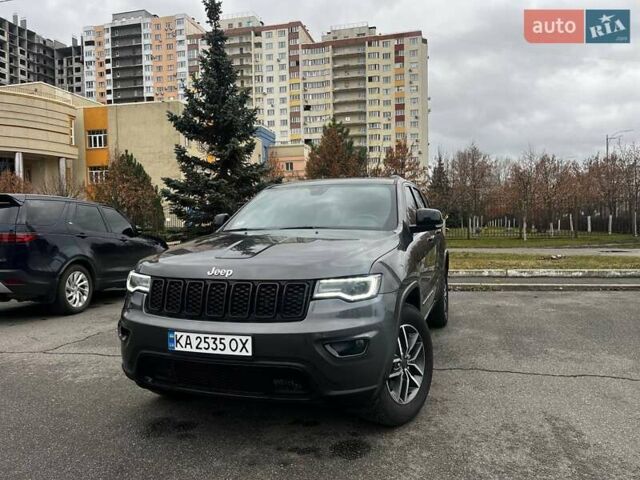 Серый Джип Гранд Чероки, объемом двигателя 3.6 л и пробегом 61 тыс. км за 25700 $, фото 1 на Automoto.ua