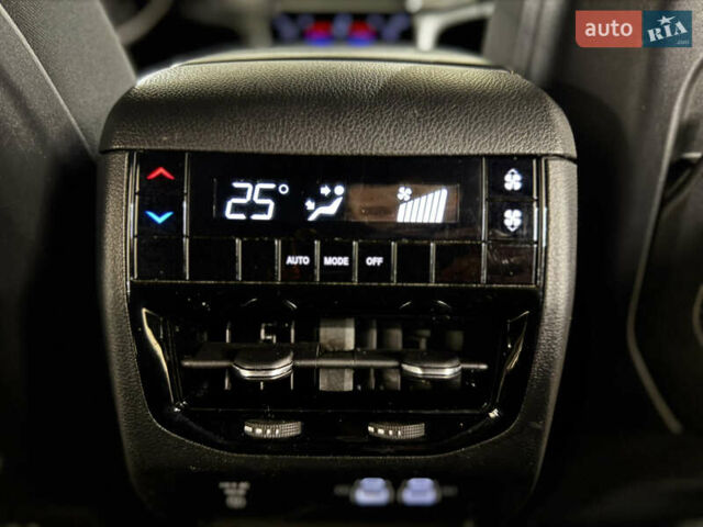 Серый Джип Гранд Чероки, объемом двигателя 3.61 л и пробегом 99 тыс. км за 39499 $, фото 19 на Automoto.ua