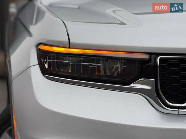 Серый Джип Гранд Чероки, объемом двигателя 3.6 л и пробегом 23 тыс. км за 39900 $, фото 9 на Automoto.ua