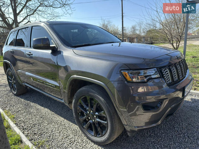 Сірий Джип Grand Cherokee, об'ємом двигуна 3.6 л та пробігом 82 тис. км за 25400 $, фото 10 на Automoto.ua