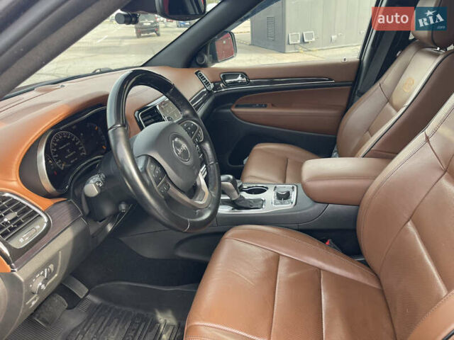 Серый Джип Гранд Чероки, объемом двигателя 3 л и пробегом 38 тыс. км за 46500 $, фото 37 на Automoto.ua