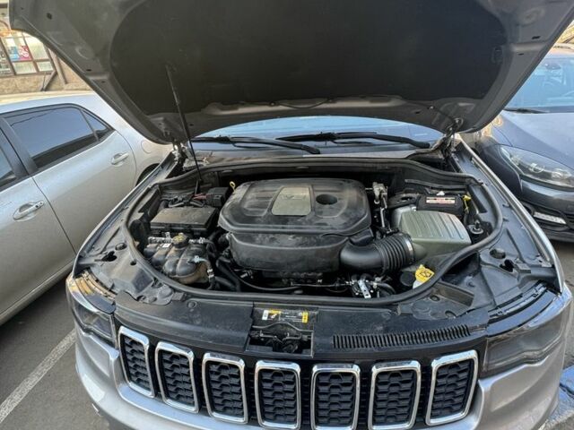 Сірий Джип Grand Cherokee, об'ємом двигуна 3.6 л та пробігом 141 тис. км за 24000 $, фото 5 на Automoto.ua