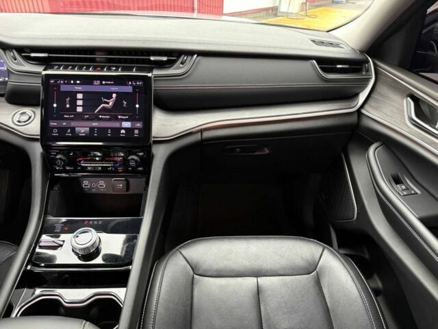 Серый Джип Гранд Чероки, объемом двигателя 3.6 л и пробегом 23 тыс. км за 39900 $, фото 13 на Automoto.ua