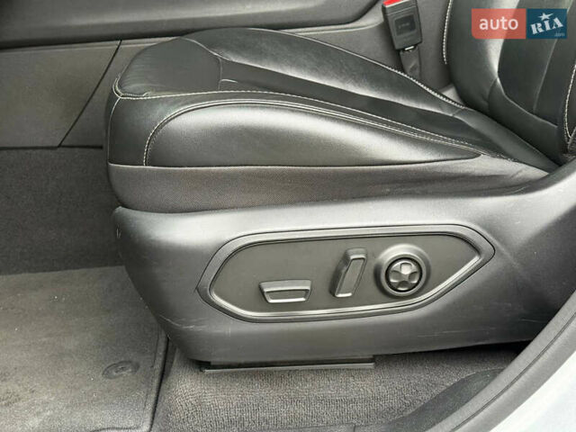 Серый Джип Гранд Чероки, объемом двигателя 3.6 л и пробегом 23 тыс. км за 39900 $, фото 41 на Automoto.ua