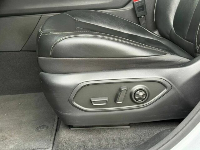 Серый Джип Гранд Чероки, объемом двигателя 3.6 л и пробегом 23 тыс. км за 39900 $, фото 18 на Automoto.ua