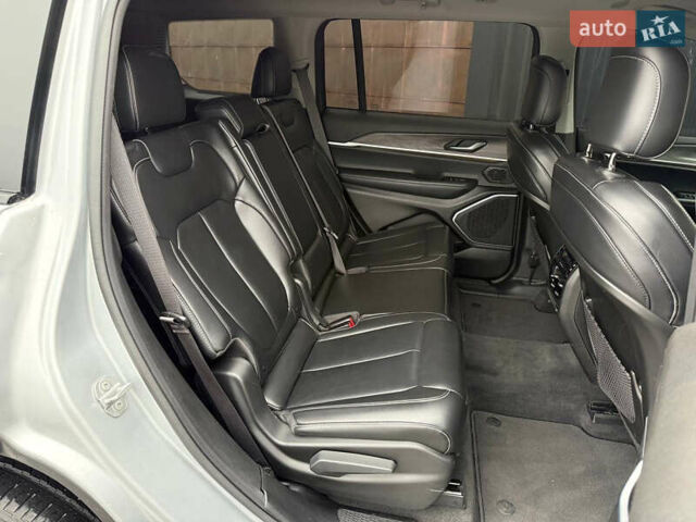 Серый Джип Гранд Чероки, объемом двигателя 3.6 л и пробегом 23 тыс. км за 39900 $, фото 52 на Automoto.ua