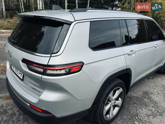 Джип Grand Cherokee 2021 у Києві на Automoto.ua Сірий Джип Grand Cherokee, об'ємом двигуна 3.6 л та пробігом 18 тис. км за 39999 $, фото 1 на Automoto.ua