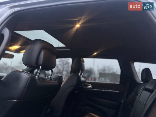 Серый Джип Гранд Чероки, объемом двигателя 3.6 л и пробегом 96 тыс. км за 26500 $, фото 25 на Automoto.ua