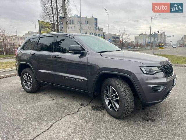 Серый Джип Гранд Чероки, объемом двигателя 3.6 л и пробегом 61 тыс. км за 25700 $, фото 3 на Automoto.ua