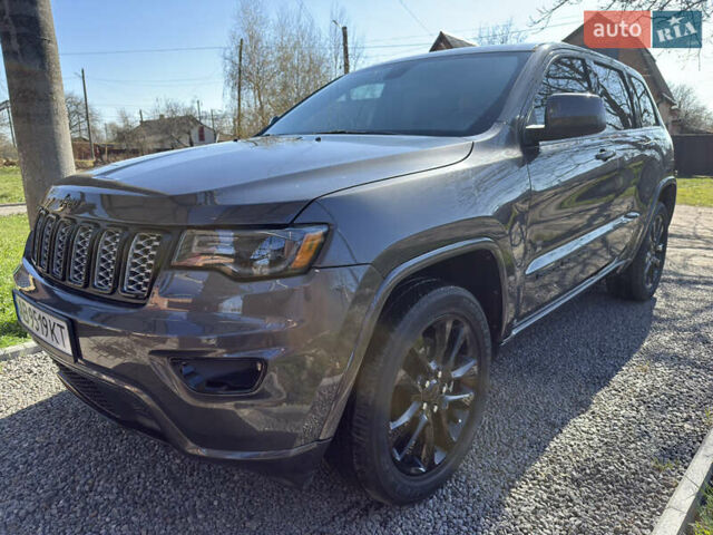 Сірий Джип Grand Cherokee, об'ємом двигуна 3.6 л та пробігом 82 тис. км за 25400 $, фото 1 на Automoto.ua