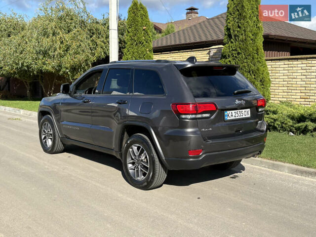 Джип Гранд Чероки 2021 в Киеве на Automoto.ua Серый Джип Гранд Чероки, объемом двигателя 3.6 л и пробегом 61 тыс. км за 29950 $, фото 19 на Automoto.ua
