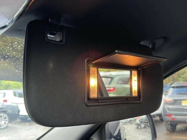 Сірий Джип Grand Cherokee, об'ємом двигуна 3.6 л та пробігом 14 тис. км за 14200 $, фото 9 на Automoto.ua