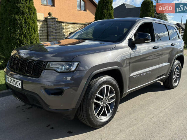 Джип Гранд Чероки 2021 в Киеве на Automoto.ua Серый Джип Гранд Чероки, объемом двигателя 3.6 л и пробегом 61 тыс. км за 29950 $, фото 20 на Automoto.ua