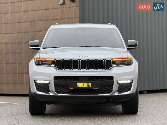 Серый Джип Гранд Чероки, объемом двигателя 3.6 л и пробегом 23 тыс. км за 39900 $, фото 5 на Automoto.ua