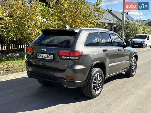 Джип Гранд Чероки 2021 в Киеве на Automoto.ua Серый Джип Гранд Чероки, объемом двигателя 3.6 л и пробегом 61 тыс. км за 29950 $, фото 3 на Automoto.ua
