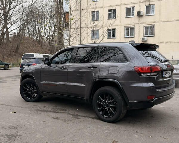 Сірий Джип Grand Cherokee, об'ємом двигуна 3.6 л та пробігом 37 тис. км за 30200 $, фото 5 на Automoto.ua