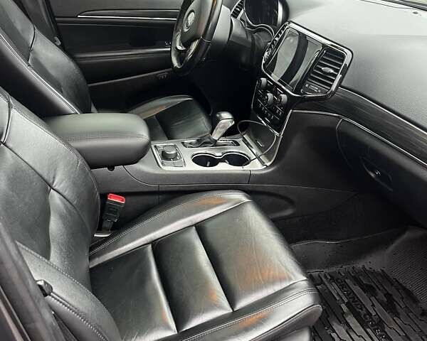 Серый Джип Гранд Чероки, объемом двигателя 3.6 л и пробегом 61 тыс. км за 25700 $, фото 18 на Automoto.ua