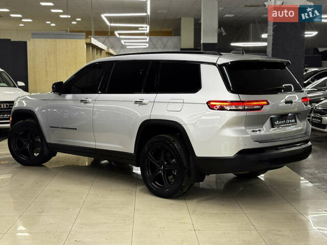 Серый Джип Гранд Чероки, объемом двигателя 3.61 л и пробегом 99 тыс. км за 39499 $, фото 6 на Automoto.ua