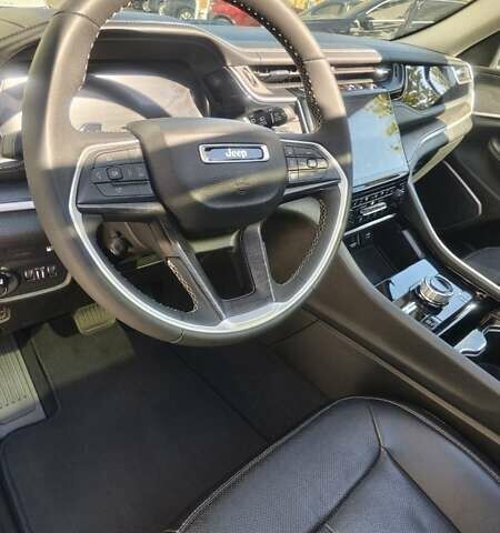 Серый Джип Гранд Чероки, объемом двигателя 2 л и пробегом 48 тыс. км за 48700 $, фото 12 на Automoto.ua