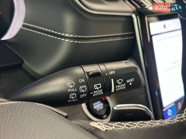 Серый Джип Гранд Чероки, объемом двигателя 3.6 л и пробегом 1 тыс. км за 47900 $, фото 36 на Automoto.ua