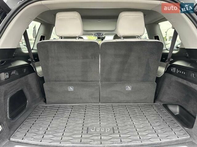Серый Джип Гранд Чероки, объемом двигателя 3.6 л и пробегом 32 тыс. км за 43900 $, фото 10 на Automoto.ua
