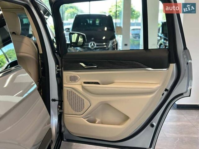 Сірий Джип Grand Cherokee, об'ємом двигуна 3.6 л та пробігом 1 тис. км за 53000 $, фото 48 на Automoto.ua