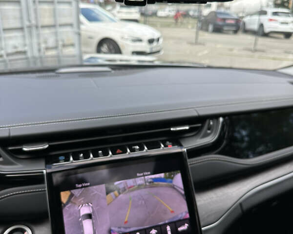 Серый Джип Гранд Чероки, объемом двигателя 2 л и пробегом 20 тыс. км за 50000 $, фото 30 на Automoto.ua