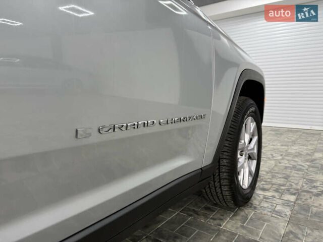 Сірий Джип Grand Cherokee, об'ємом двигуна 3.6 л та пробігом 47 тис. км за 36900 $, фото 33 на Automoto.ua