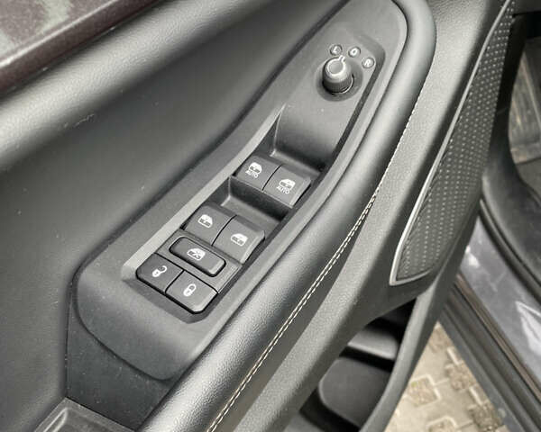 Серый Джип Гранд Чероки, объемом двигателя 3.6 л и пробегом 31 тыс. км за 39950 $, фото 8 на Automoto.ua